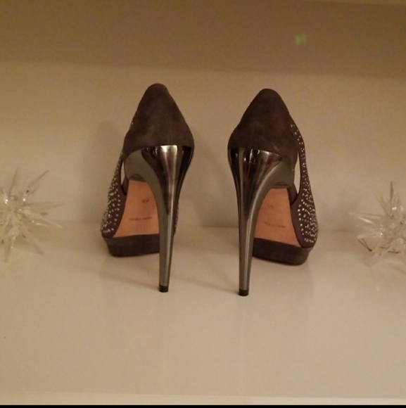 BCBGMAXAZRIA Gray Metallic Studded Dester Stilettos Heels - Picture 6 of 10